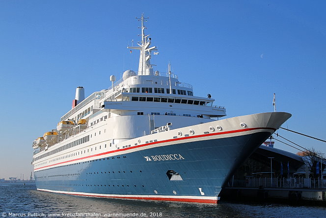 Das Kreuzfahrtschiff BOUDICCA am 08. April 2018 im Kreuzfahrthafen Warnem&uuml;nde in der Hansestadt Rostock.