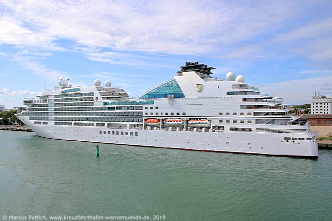 Das Kreuzfahrtschiff SEABOURN OVATION am 06. September 2019 im Kreuzfahrthafen Warnem&uuml;nde in der Hansestadt Rostock.