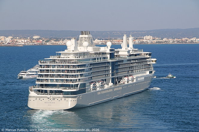 Das Kreuzfahrtschiff SILVER RAY von der Kreuzfahrtreederei Silversea Cruises<BR>am 26. Juni 2026 in Palma auf der Insel Mallorca (Spanien).