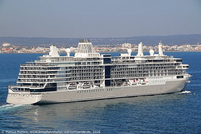 Das Kreuzfahrtschiff SILVER RAY von der Kreuzfahrtreederei Silversea Cruises<BR>am 26. Juni 2026 in Palma auf der Insel Mallorca (Spanien).