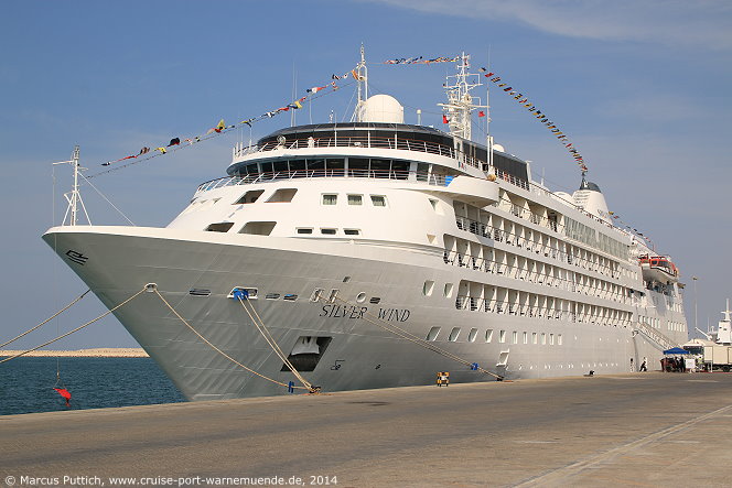 Das Kreuzfahrtschiff SILVER WIND am 16. November 2014 in Dubai (Vereinigte Arabische Emirate).