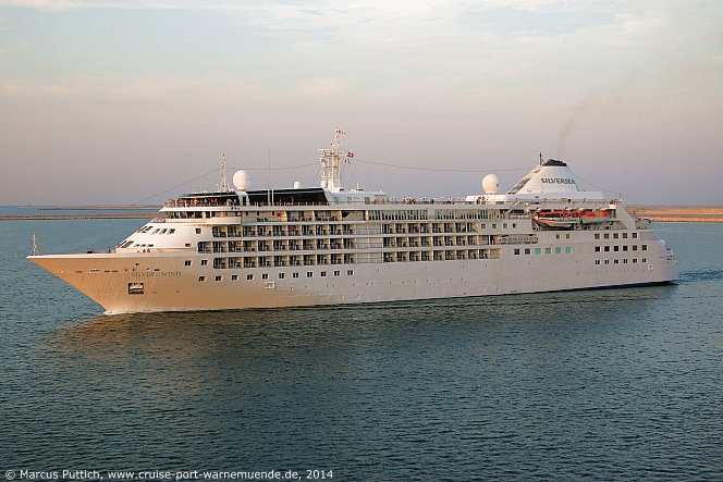 Das Kreuzfahrtschiff SILVER WIND am 16. November 2014 in Dubai (Vereinigte Arabische Emirate).