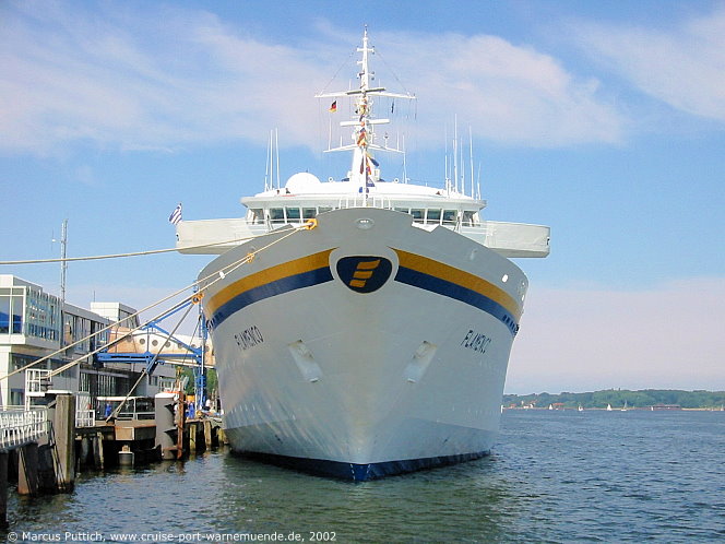Das Kreuzfahrtschiff FLAMENCO am 03. August 2002 in Kiel (Deutschland).