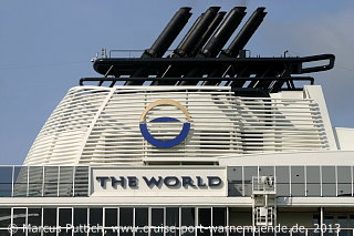 Das Kreuzfahrtschiff THE WORLD am 14. Juli 2013 in Liverpool (England).