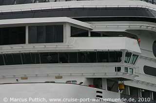 Das Kreuzfahrtschiff VOLENDAM am 01. Oktober 2010 in Honolulu, HI (USA).